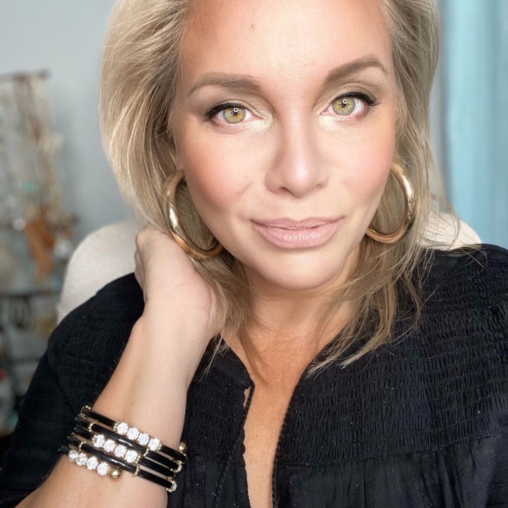 Meet your Posher, Michele